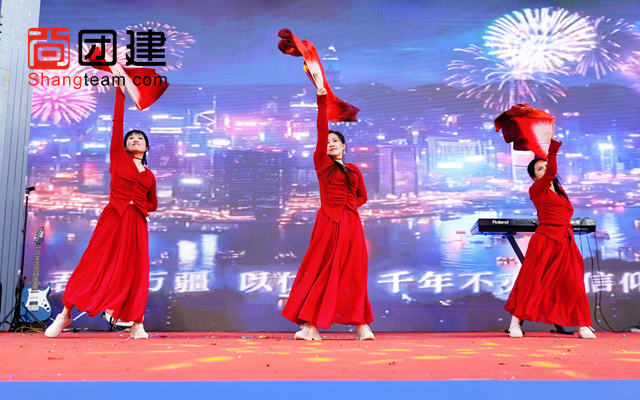 2025年简单集团年会团建